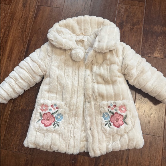 NWT Floral Embroidered Kids Faux Fur Coat From Dubai Size 3 - 4 Years